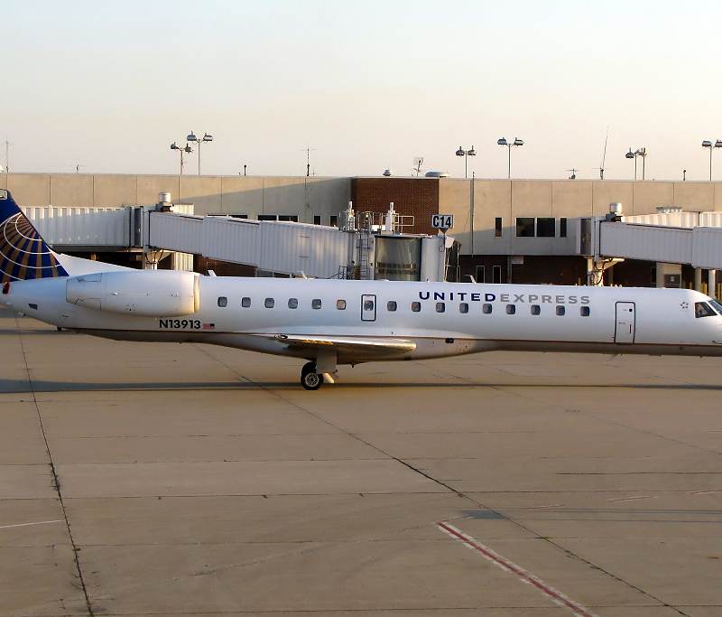 N13913 - Aircraft