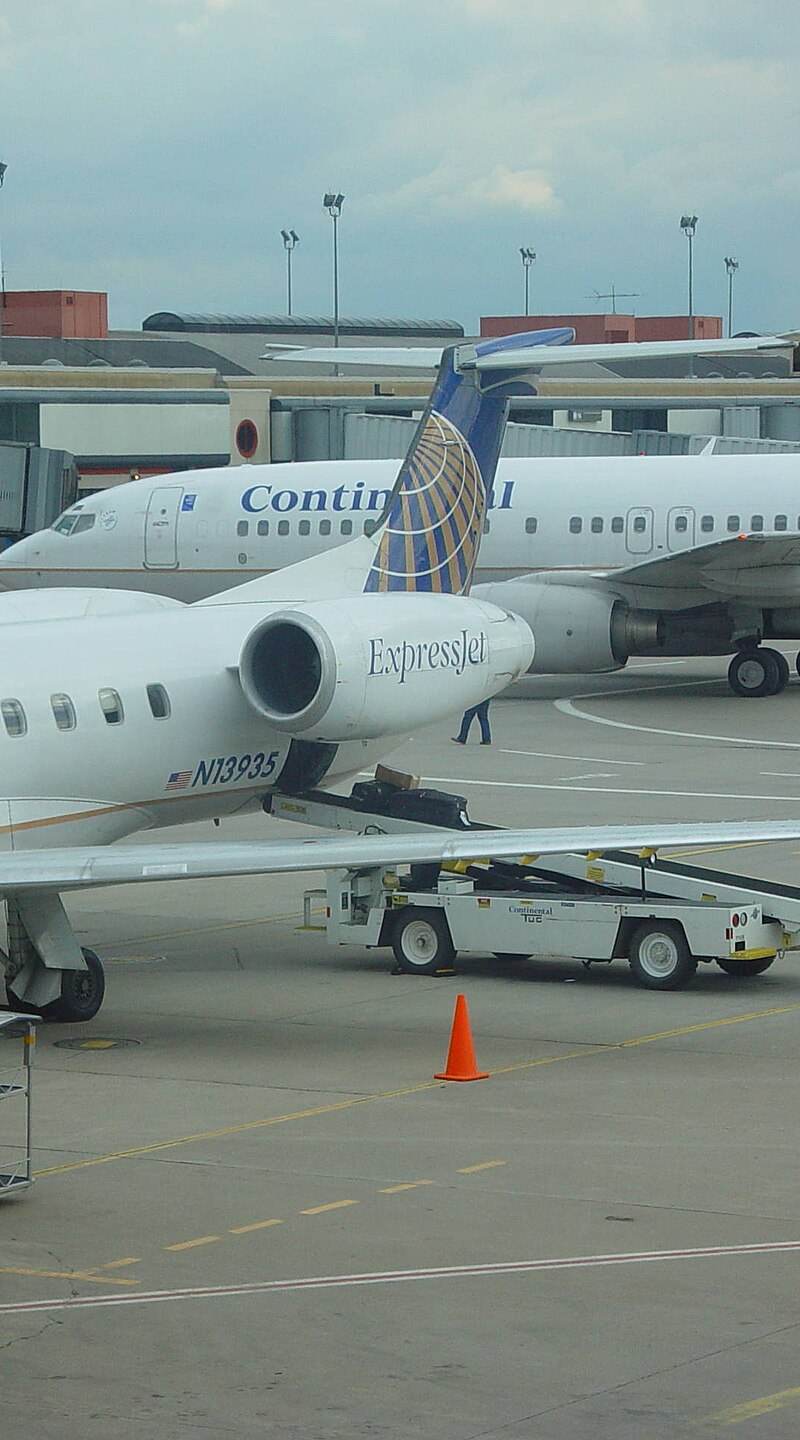 N13935 - Aircraft