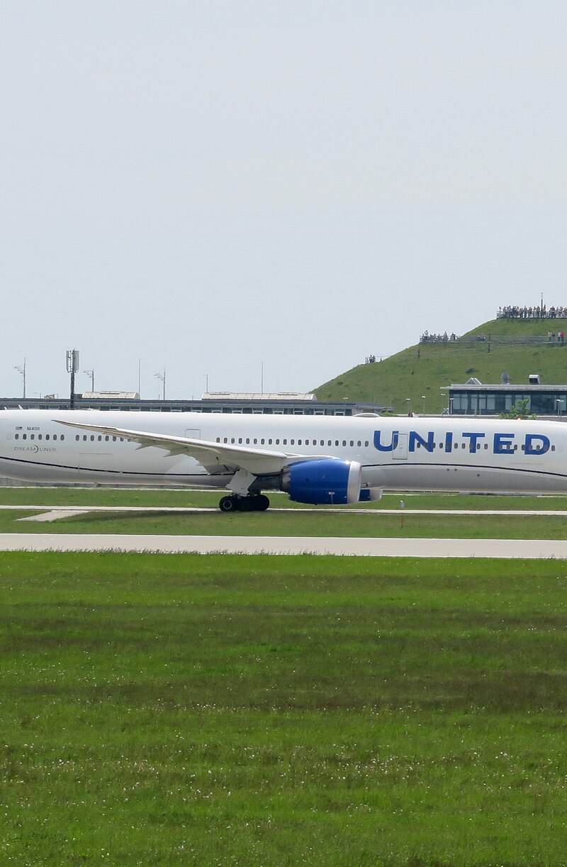 N14011 - Boeing