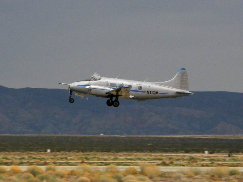 N11XW - Twin-engine aircraft