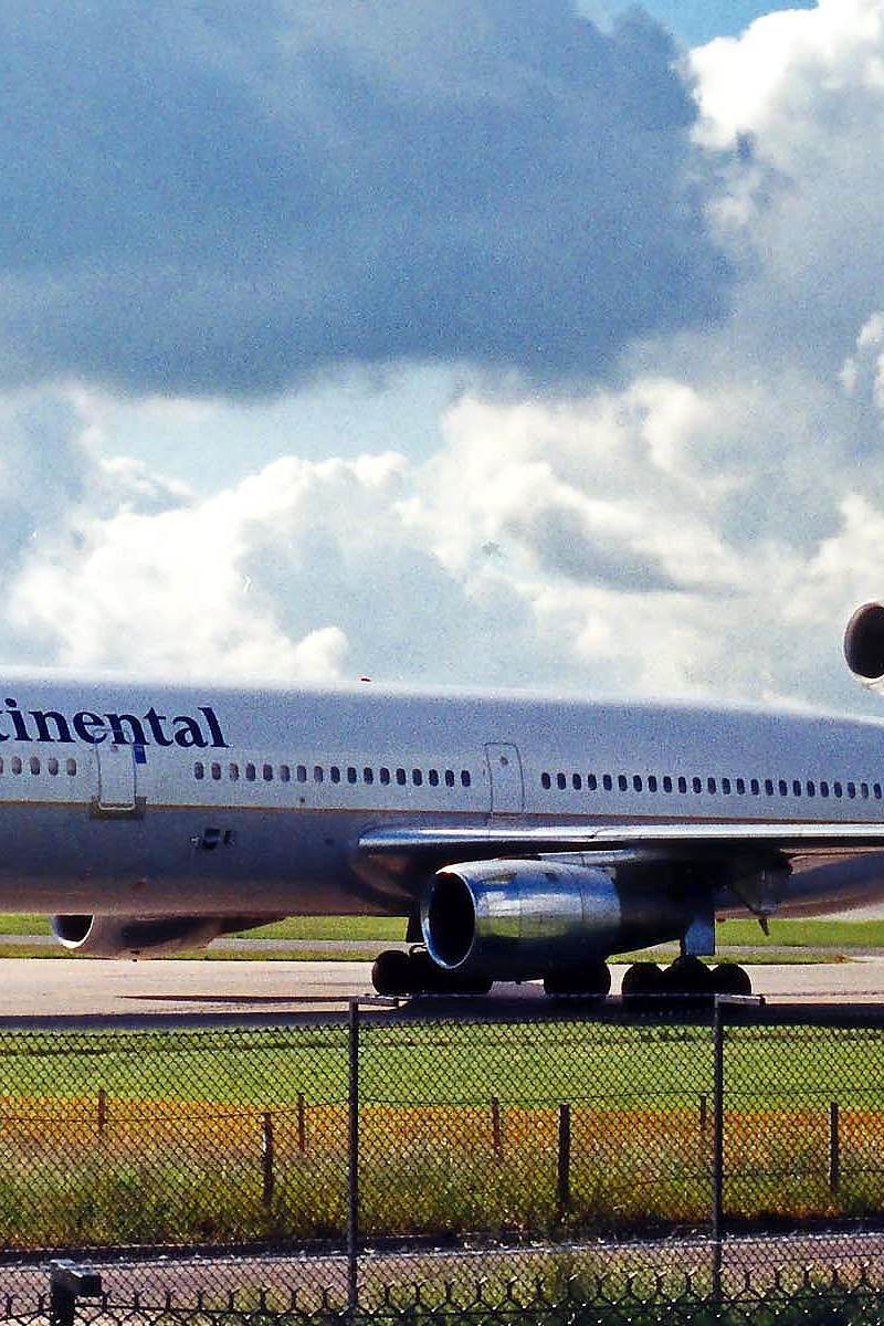 N14074 - Douglas
