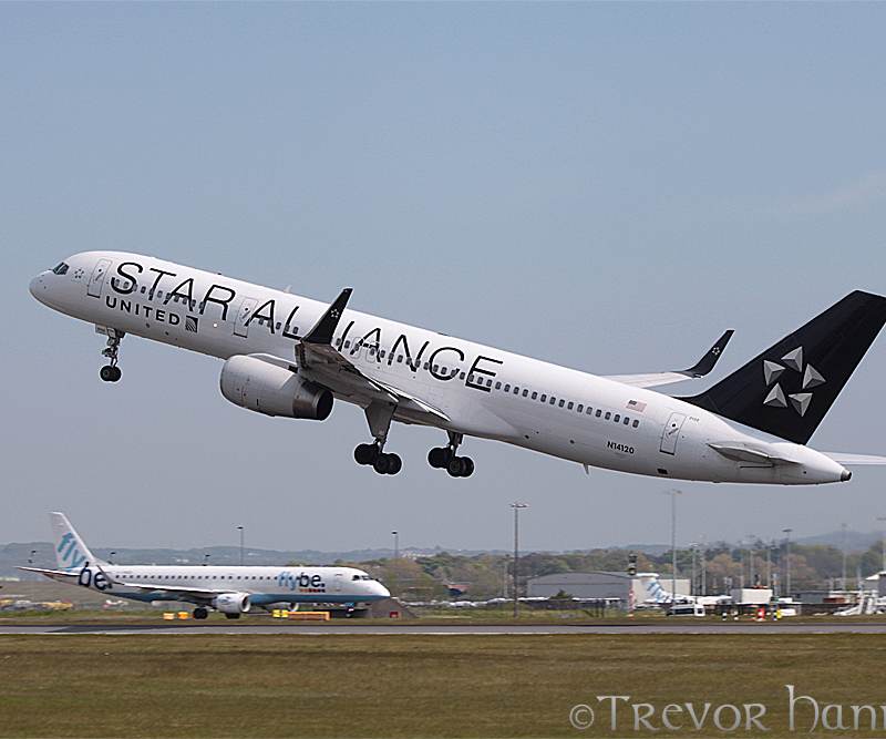 N14120 - Twin-engine aircraft