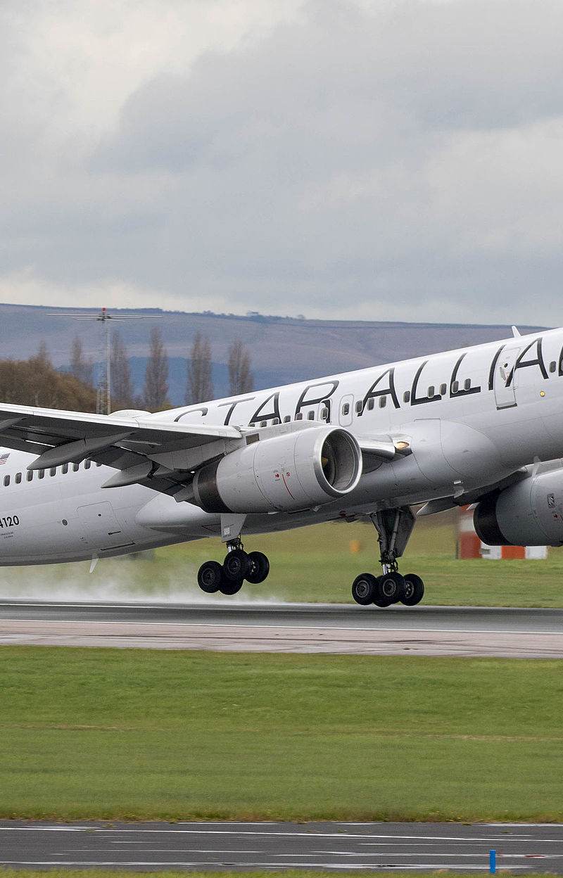 N14120 - Twin-engine aircraft