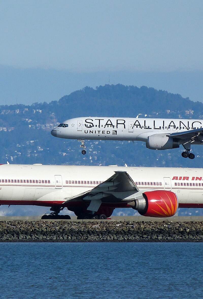 N14120 - Aircraft