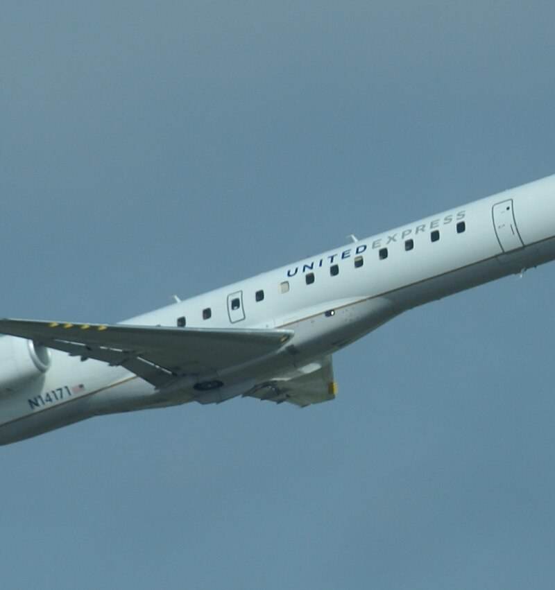 N14171 - Twin-engine aircraft