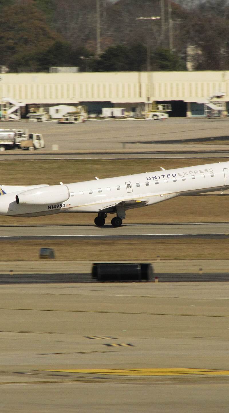 N14950 - Twin-engine aircraft