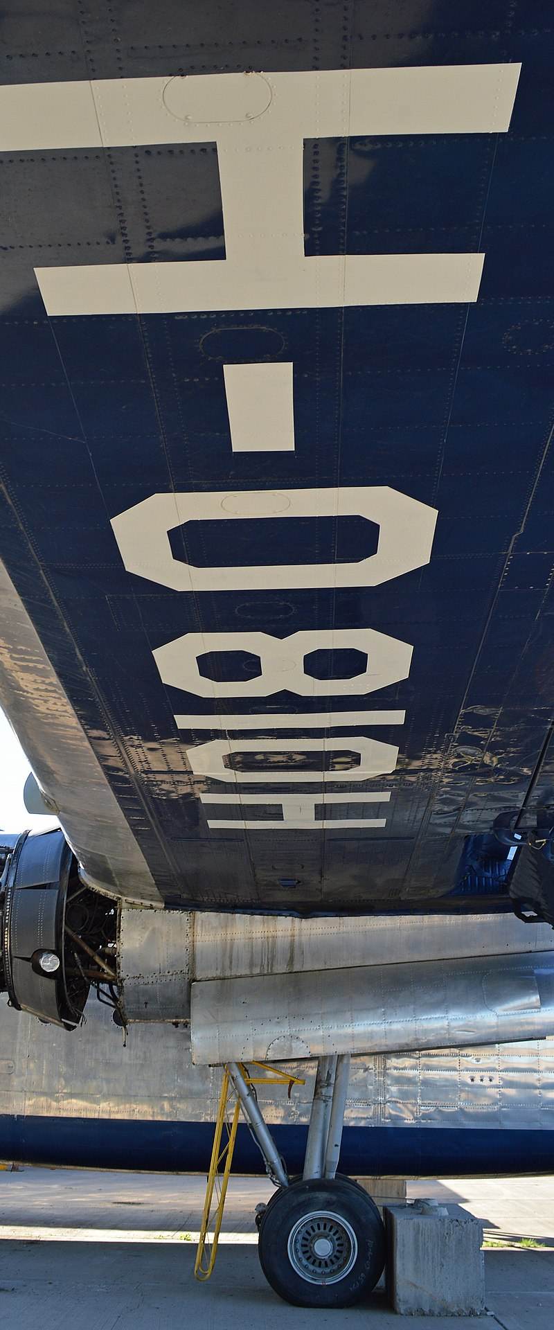 N15501 - Aircraft