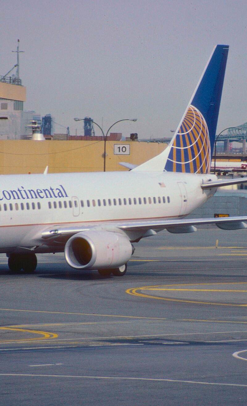 N16703 - Boeing