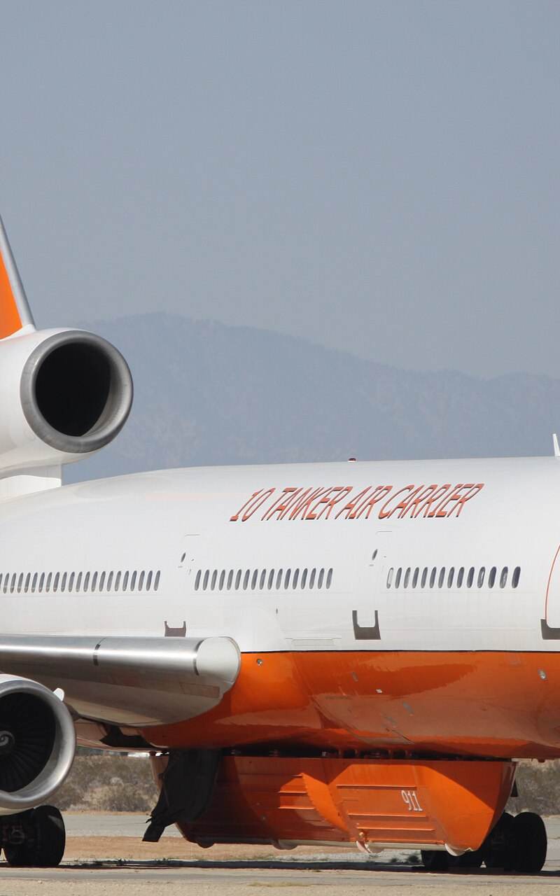 N17085 - Douglas