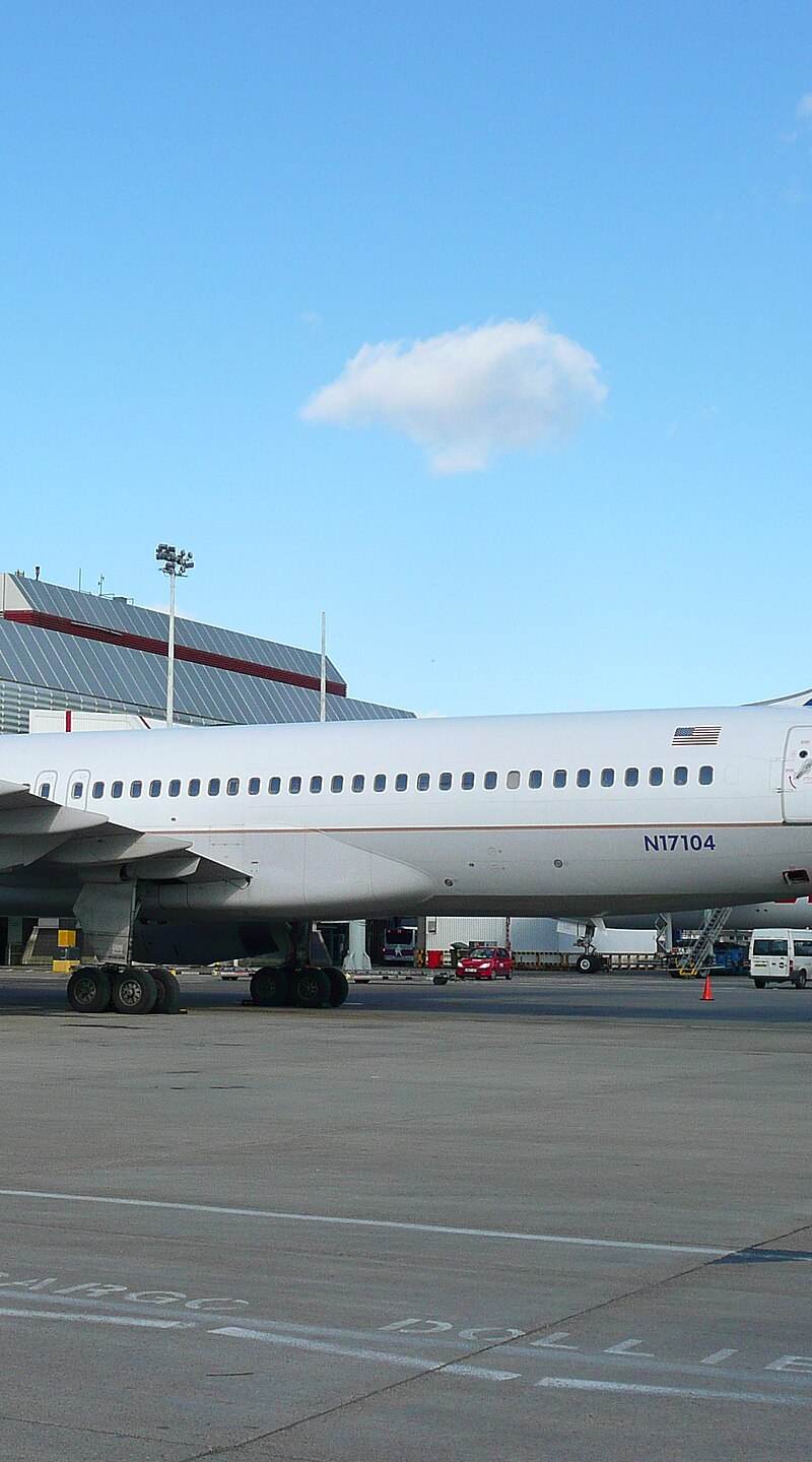 N17104 - Aircraft