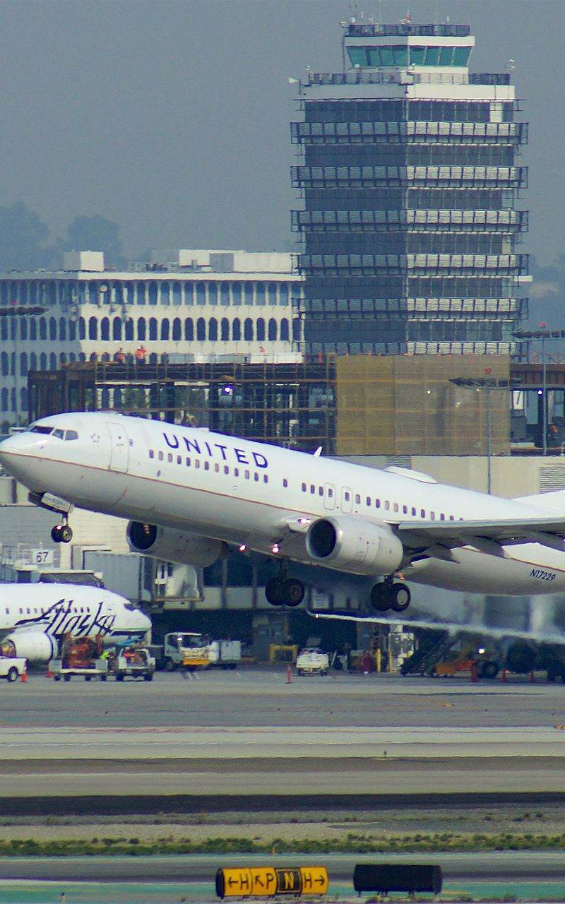 N17229 - Twin-engine aircraft