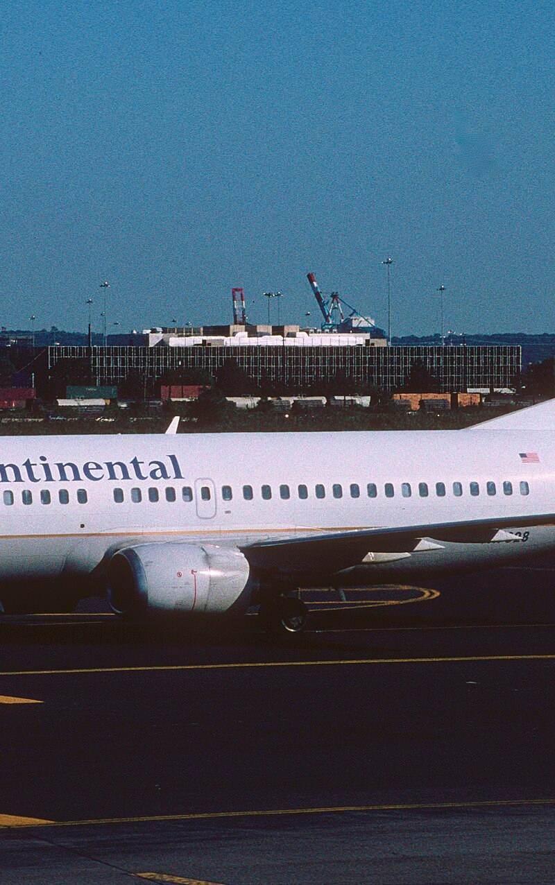 N17328 - Boeing