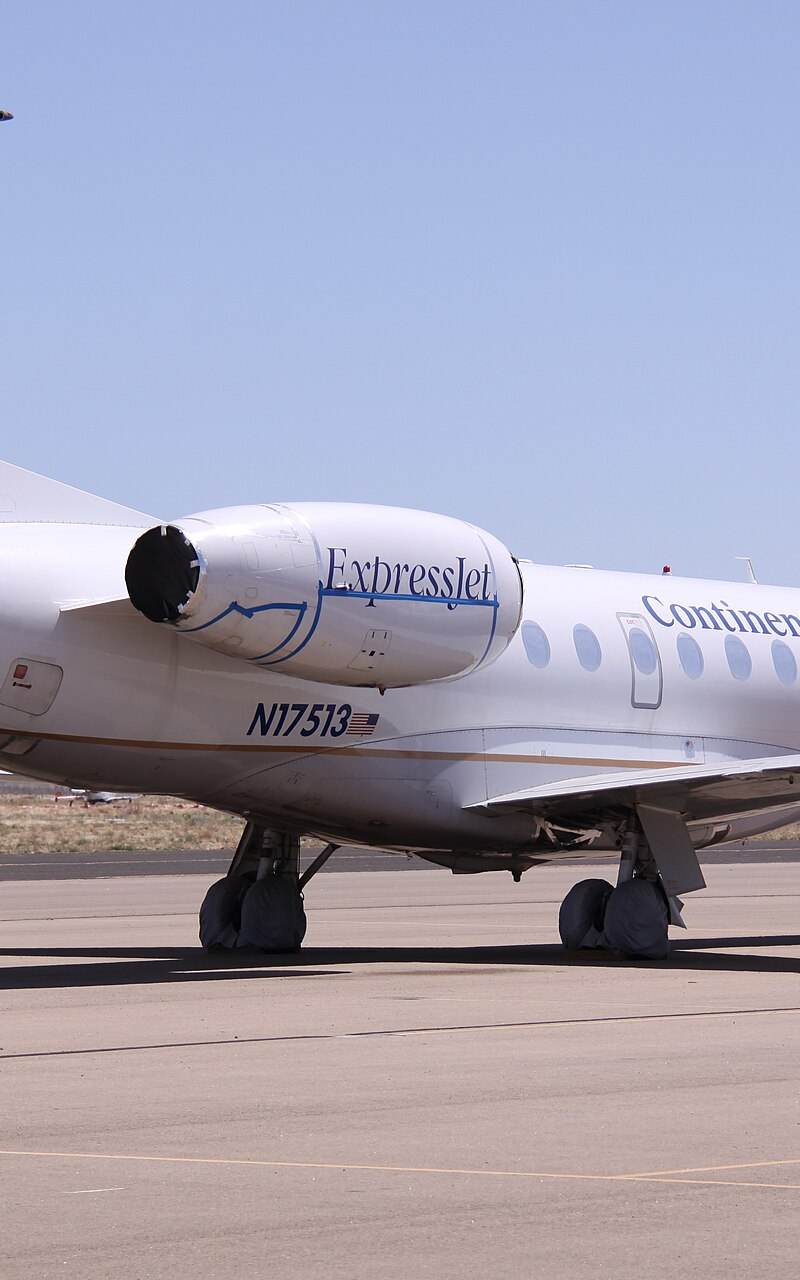 N17513 - Embraer