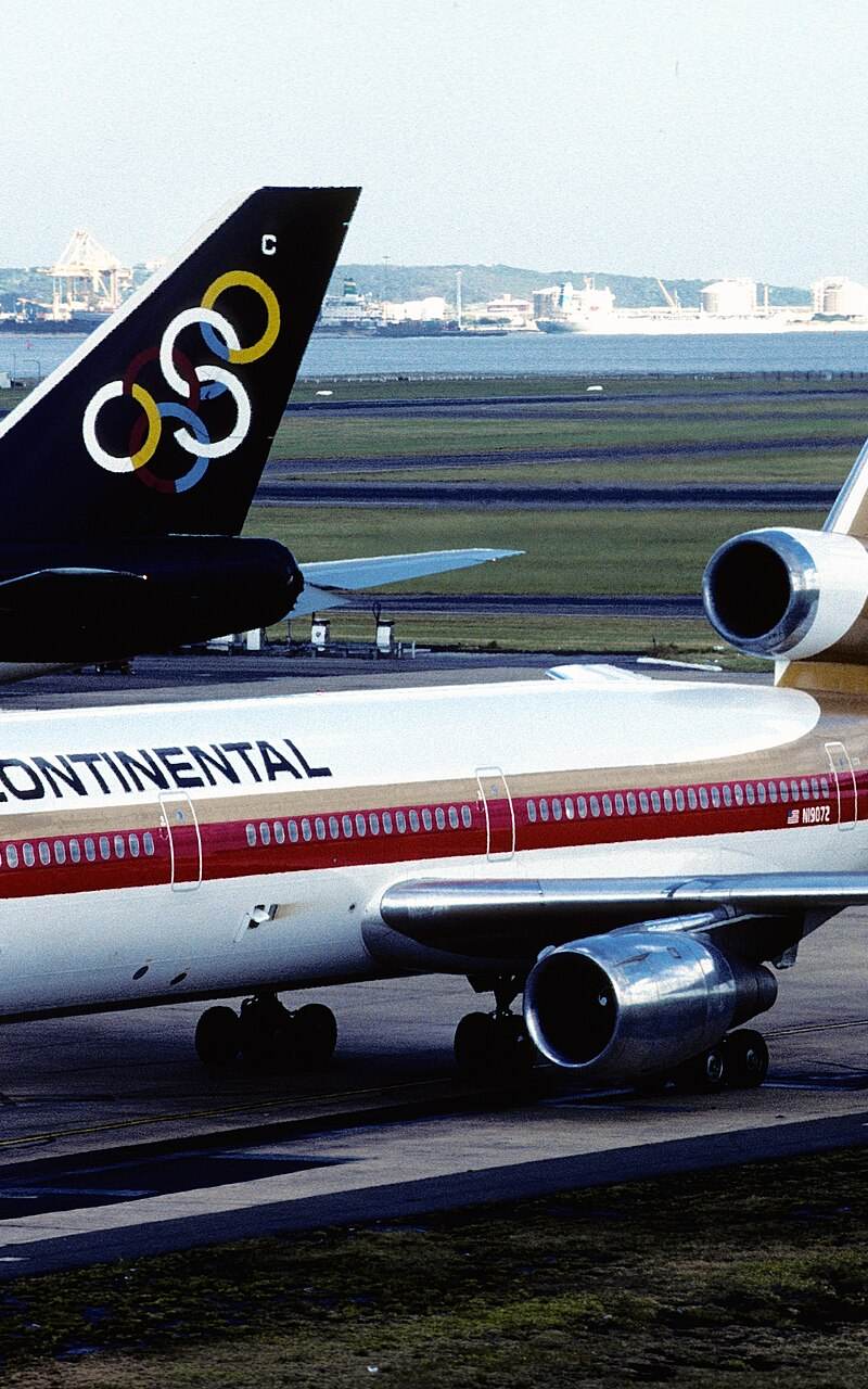 N19072 - Aircraft