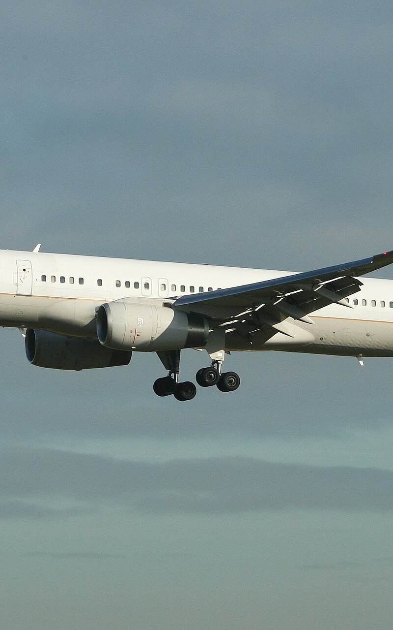 N21108 - Twin-engine aircraft