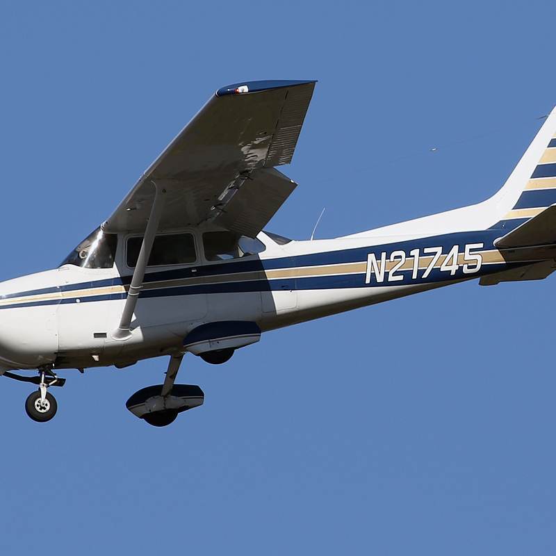 N21745 - Single-engine aircraft
