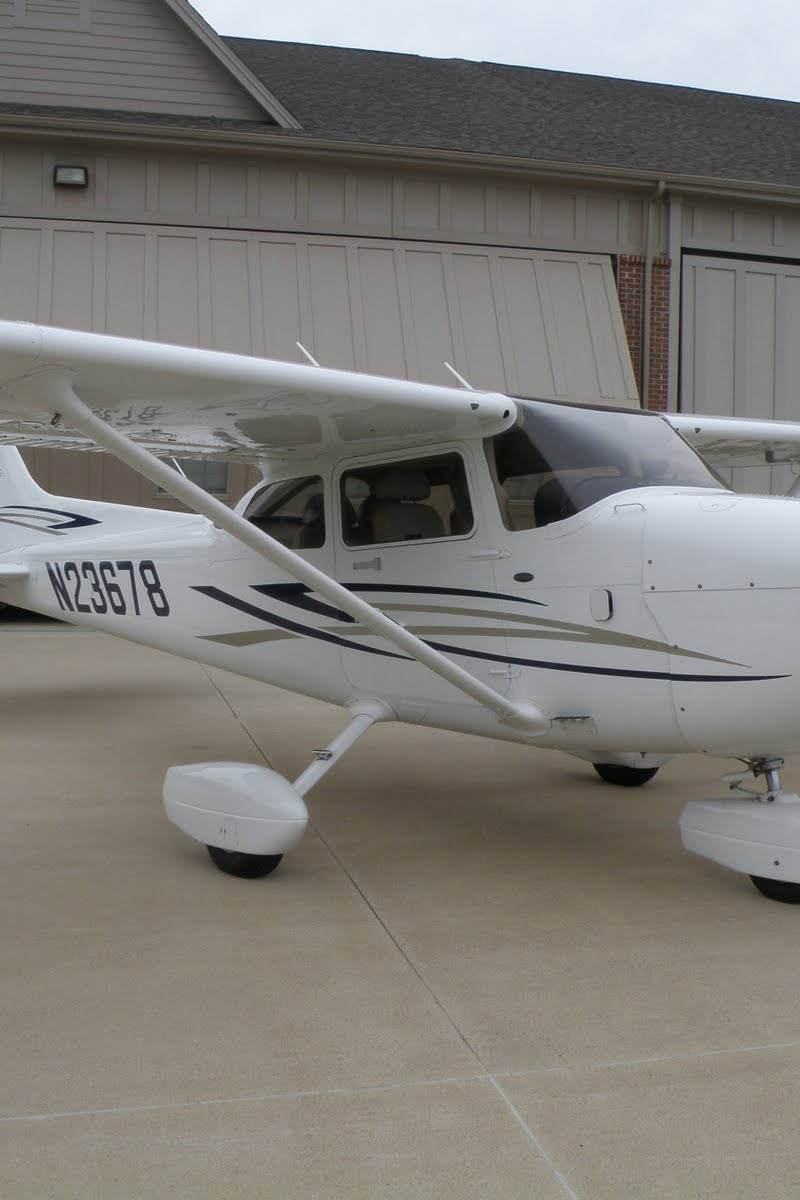 N23678 - Cessna