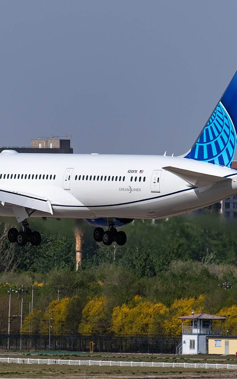 N24976 - Boeing