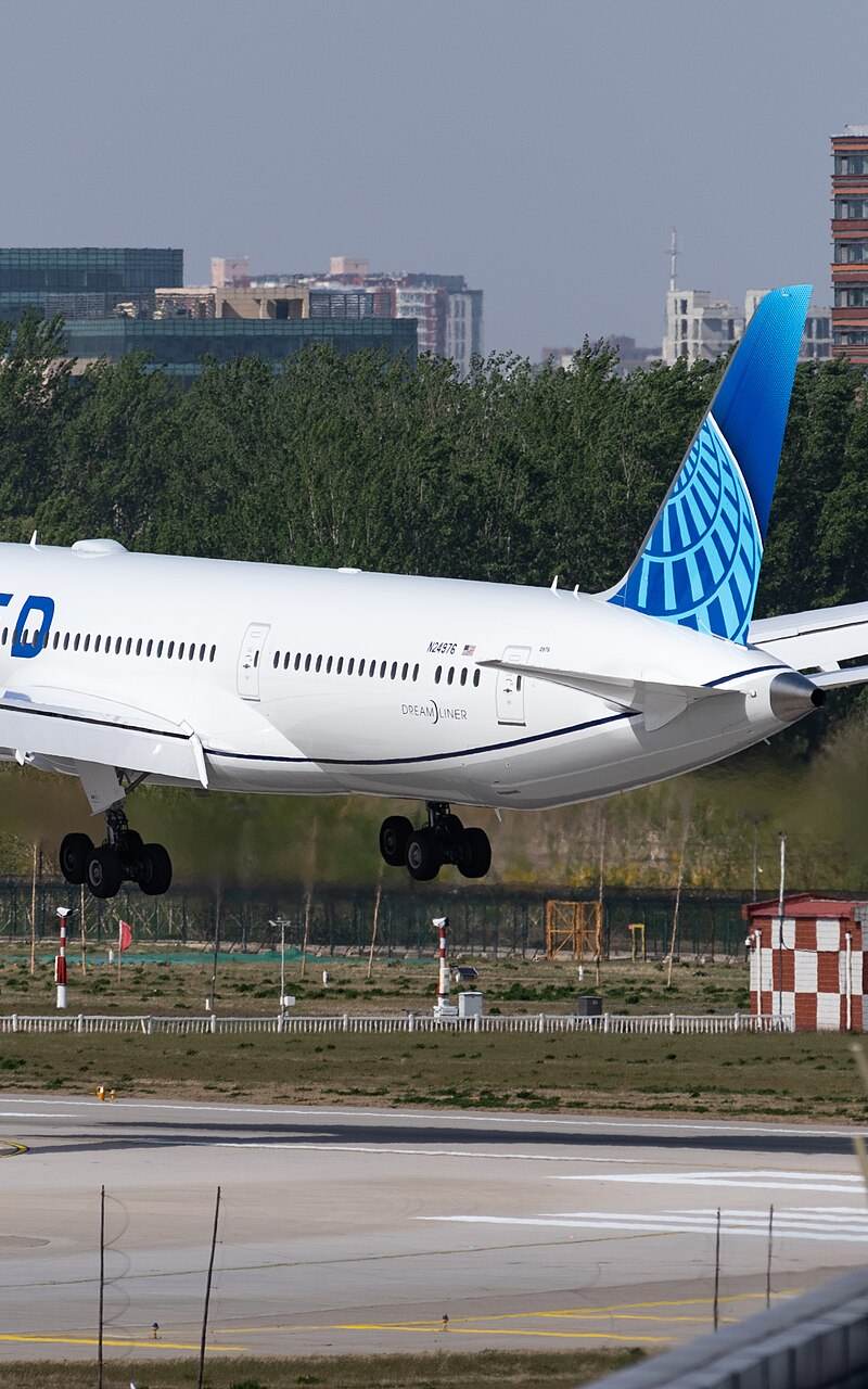 N24976 - Boeing