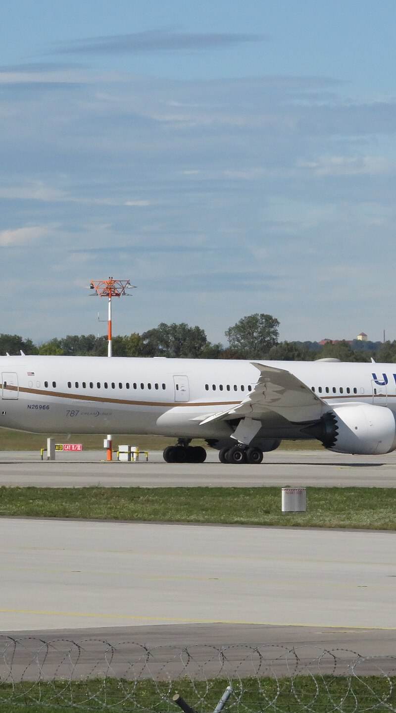 N26966 - Boeing