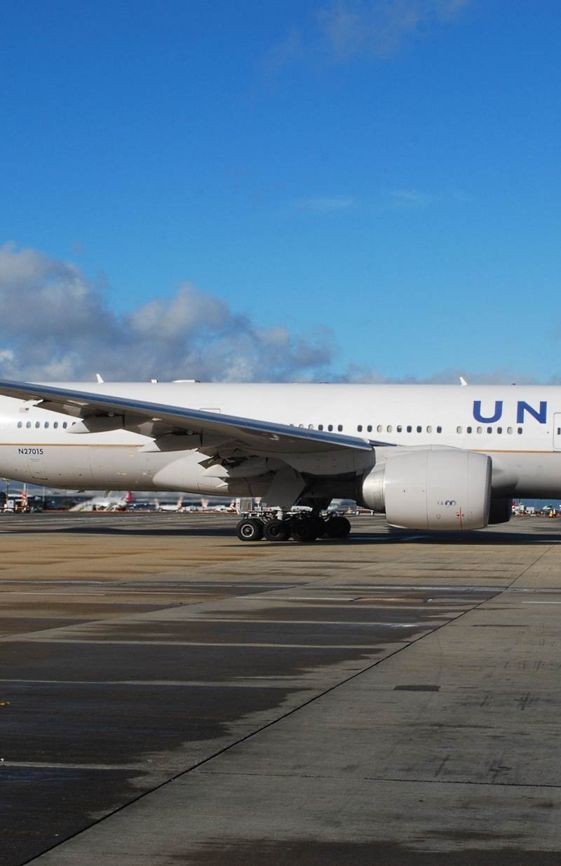N27015 - Boeing
