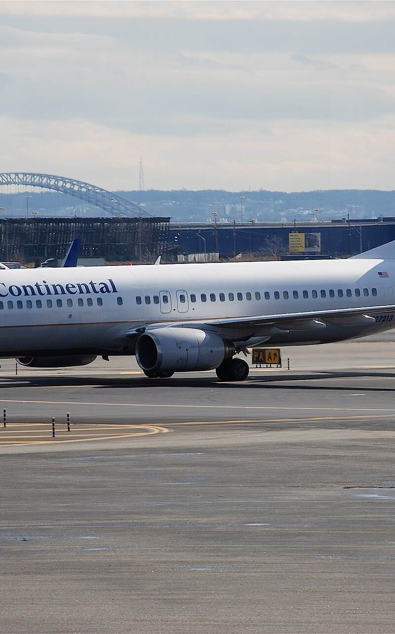 N27213 - Boeing