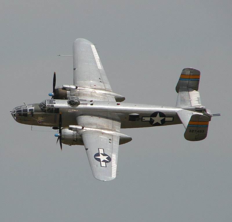  - Twin-engine aircraft