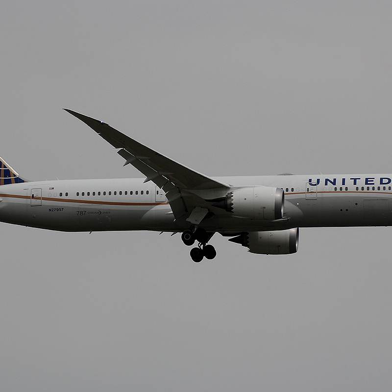 N27957 - Boeing