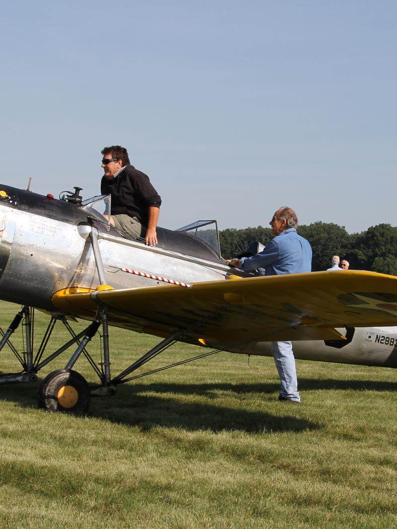 N28832 - Single-engine aircraft