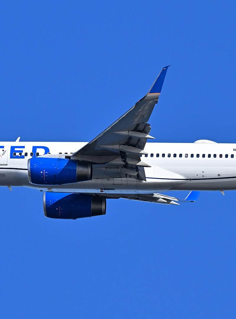 N29129 - Twin-engine aircraft