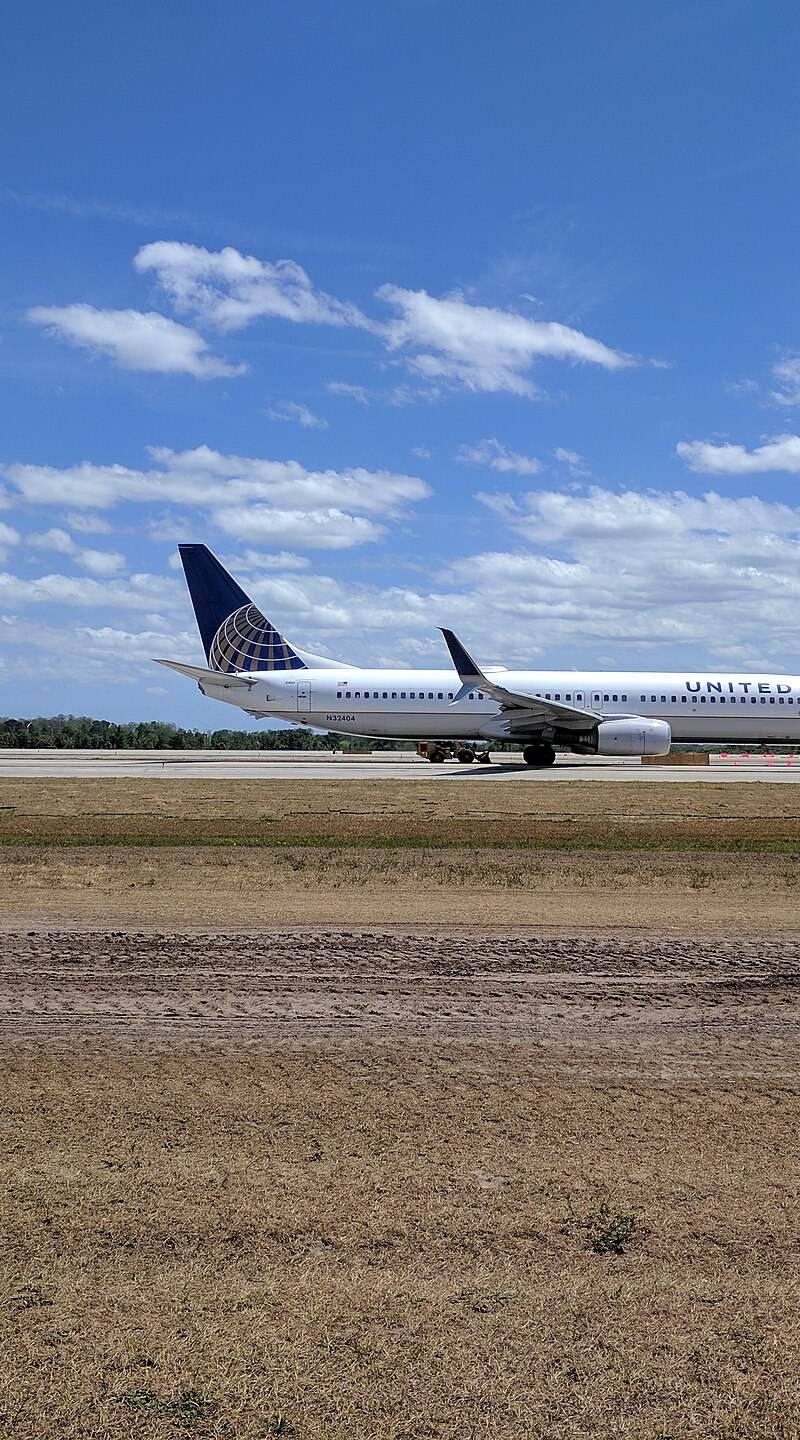 N32404 - Boeing