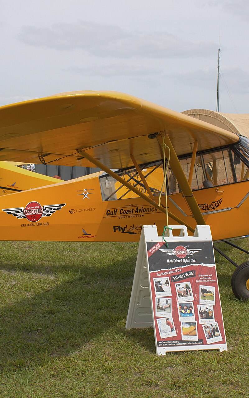 N32721 - Piper