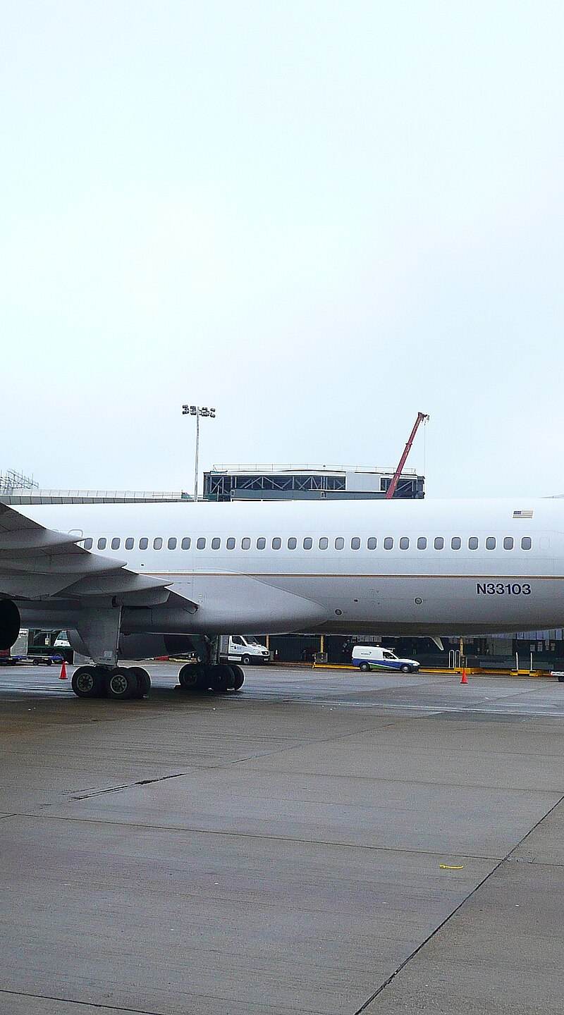 N33103 - Aircraft