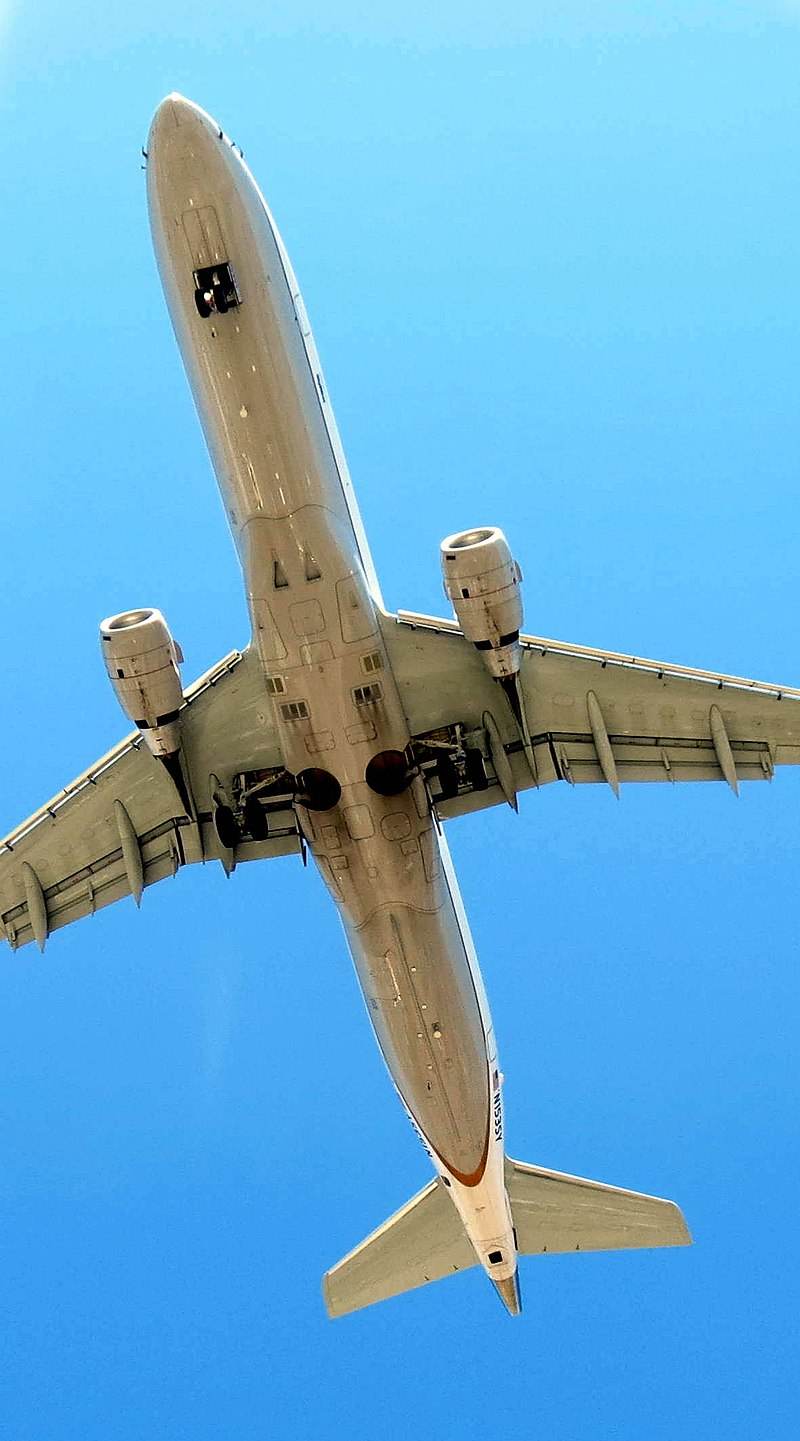 N153SY - Twin-engine aircraft