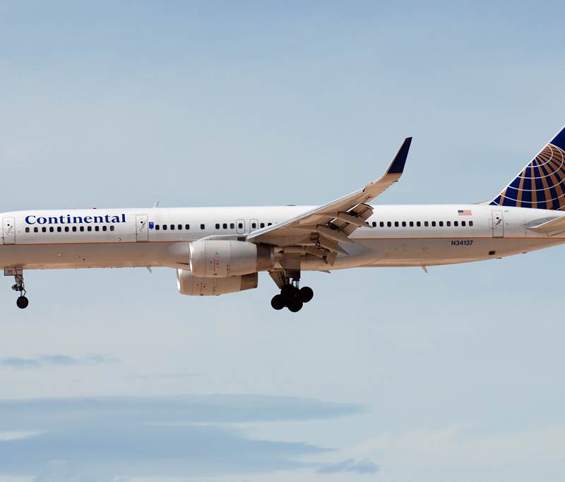 N34137 - Boeing