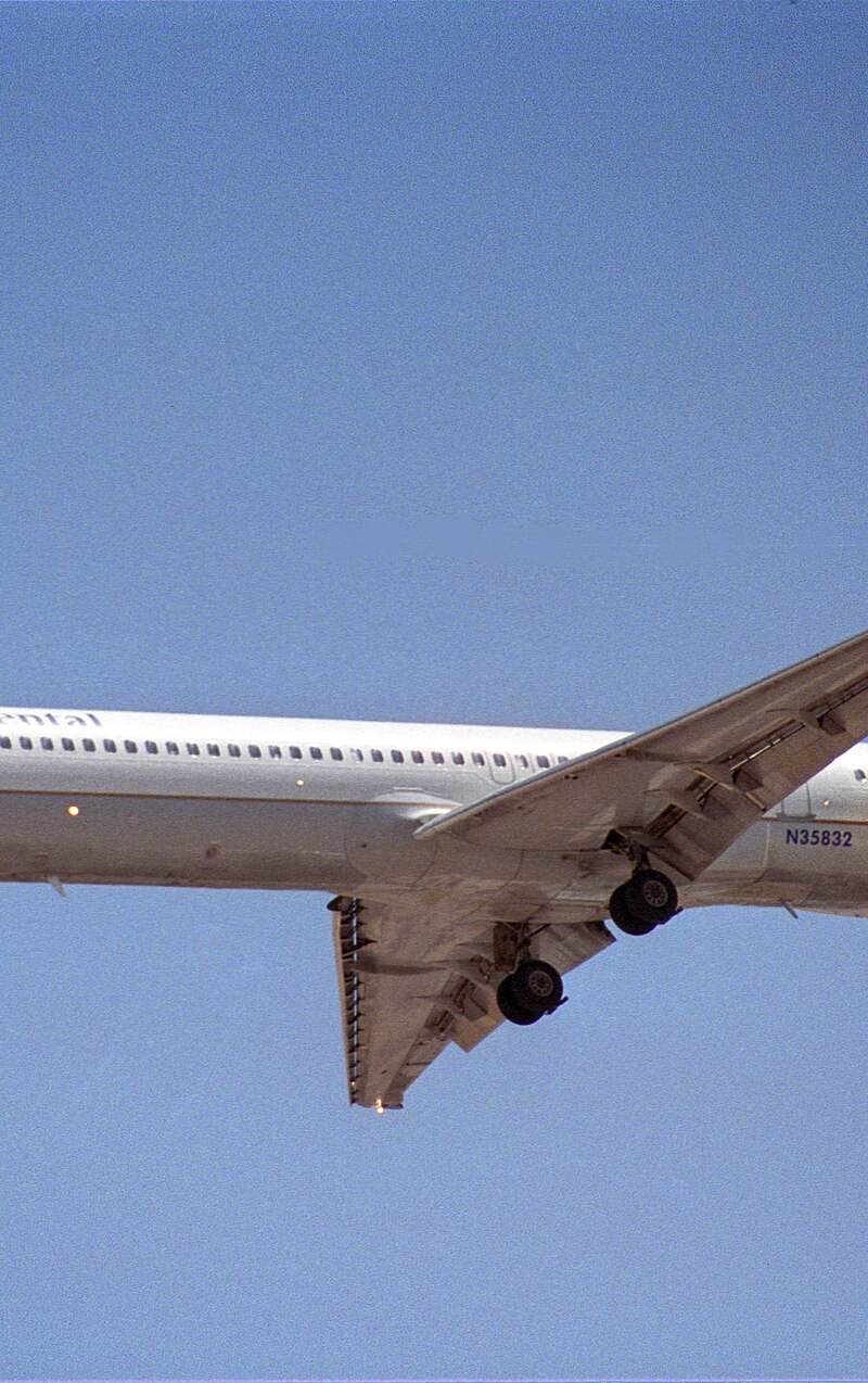 N35832 - Aircraft