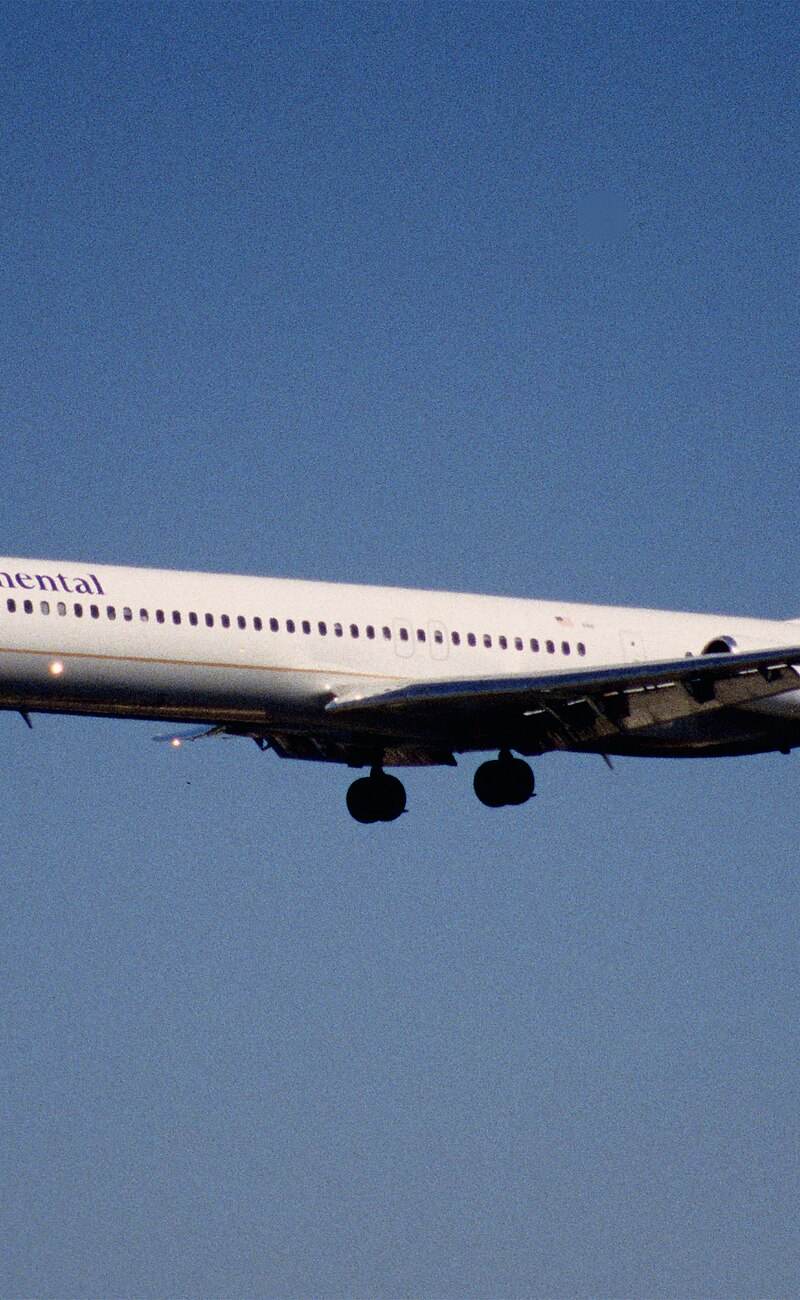 N35888 - Douglas