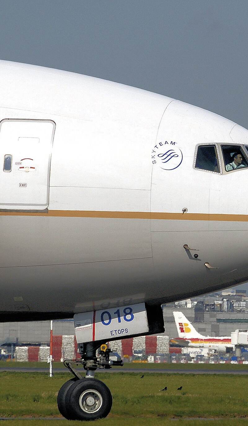 N37018 - Aircraft