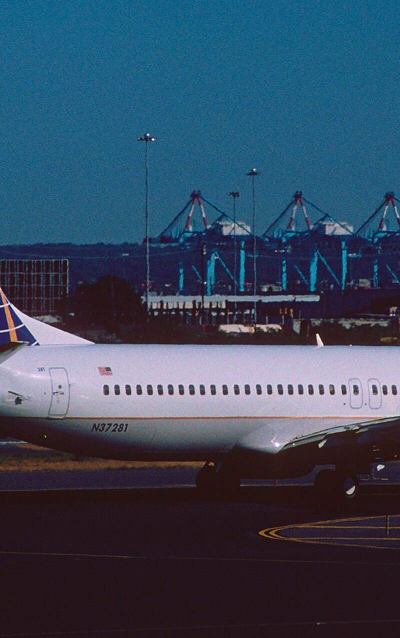 N37281 - Boeing