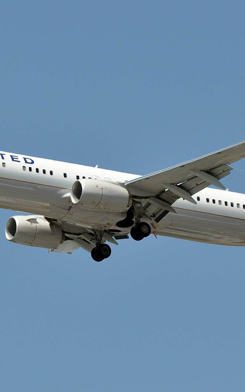 N37470 - Boeing