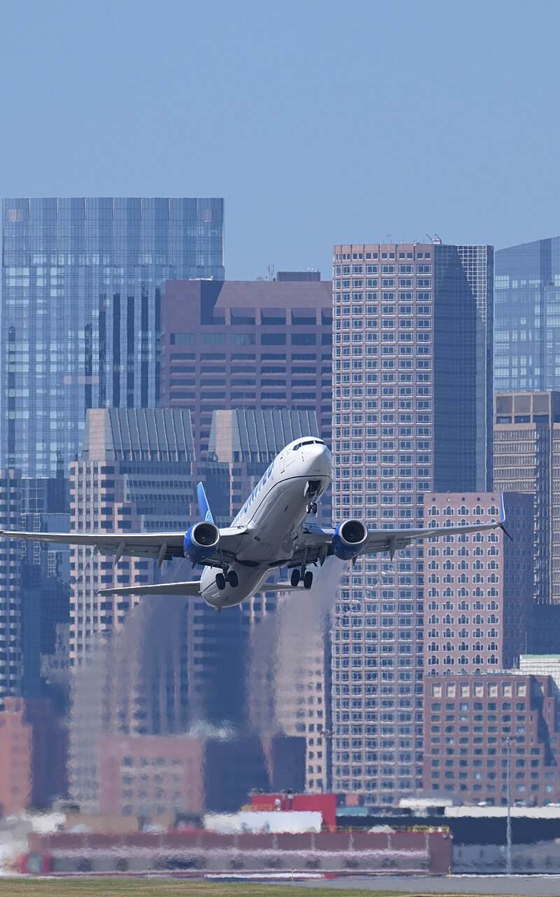 N37474 - Twin-engine aircraft
