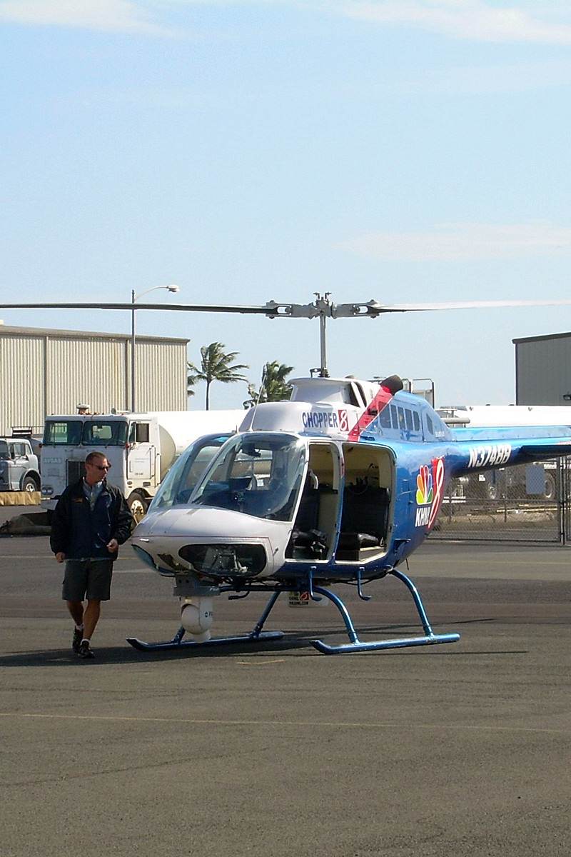 N37488 - Helicopter