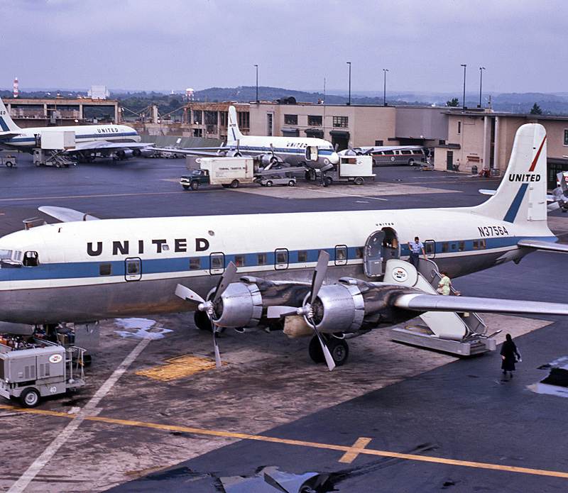 N37564 - Aircraft