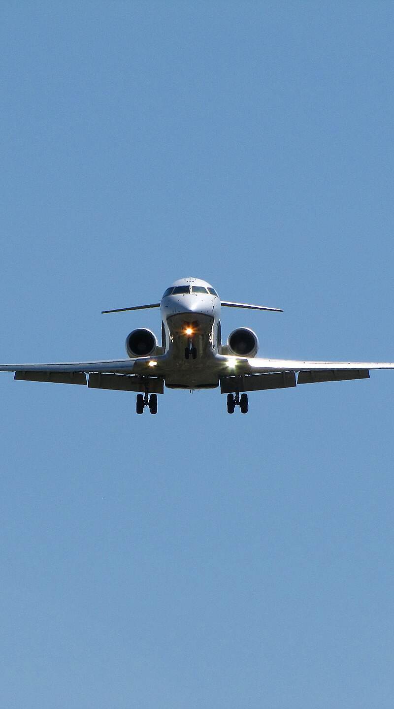 N154GJ - Twin-engine aircraft