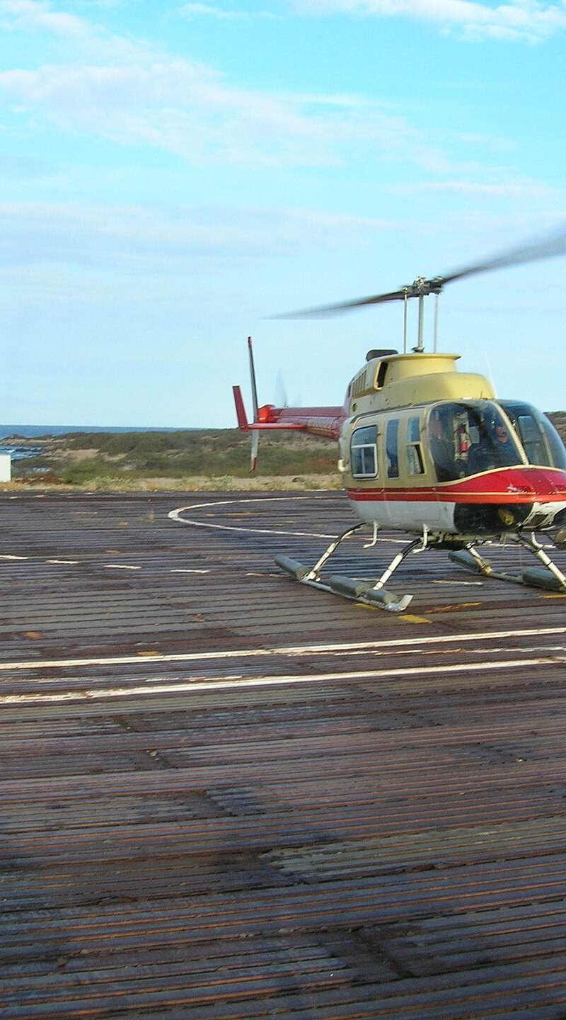 N38993 - Helicopter
