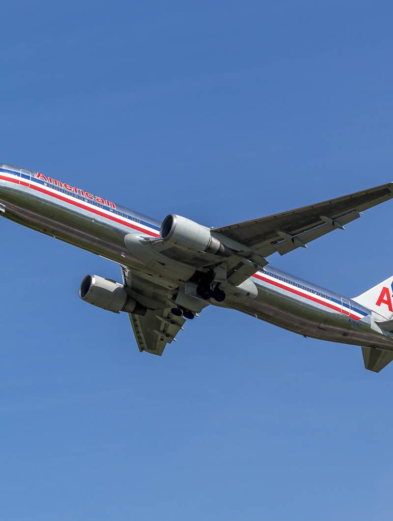 N39367 - Twin-engine aircraft