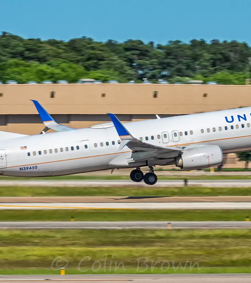 N39450 - Aircraft