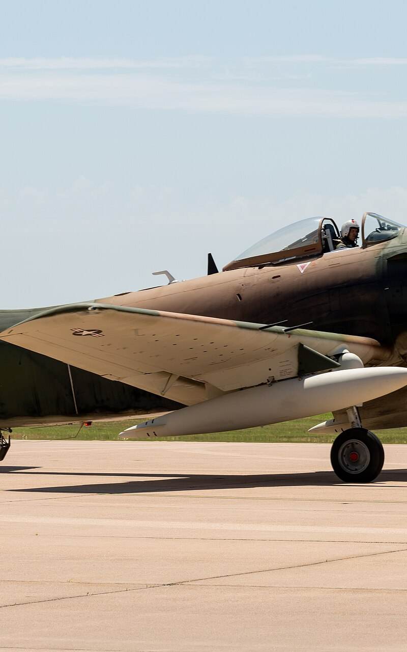 N39606 - Single-engine aircraft