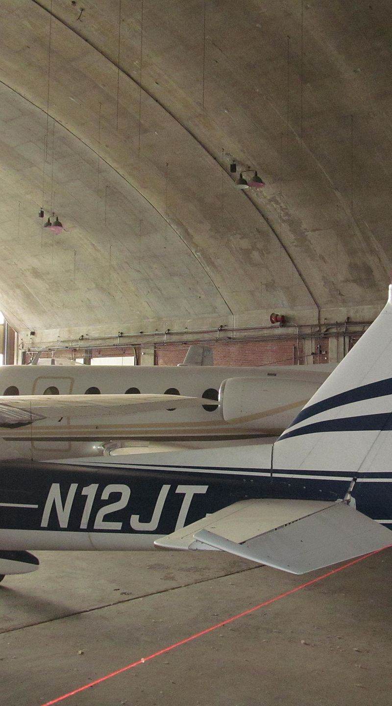 N12JT - Business jet