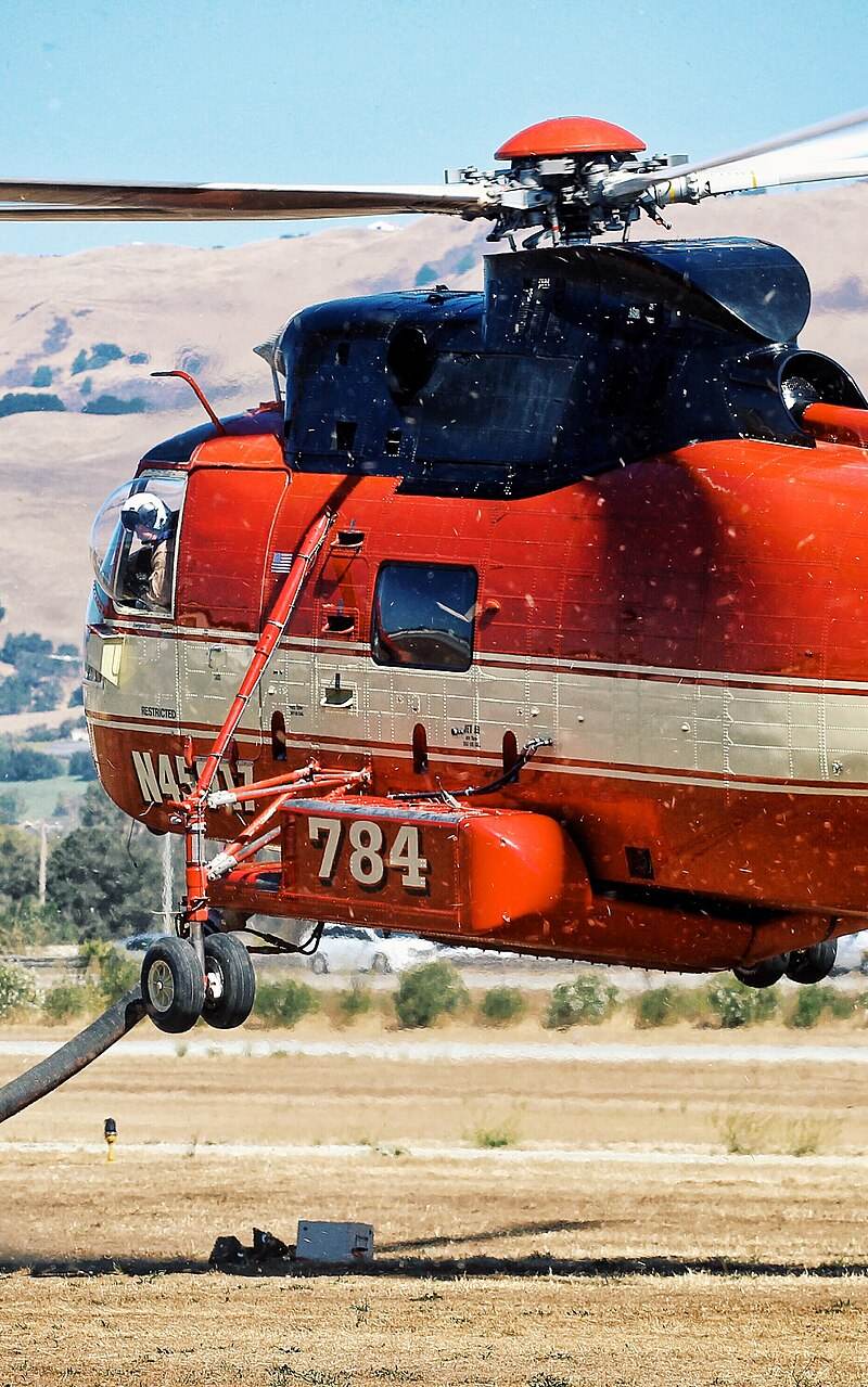 N45917 - Helicopter